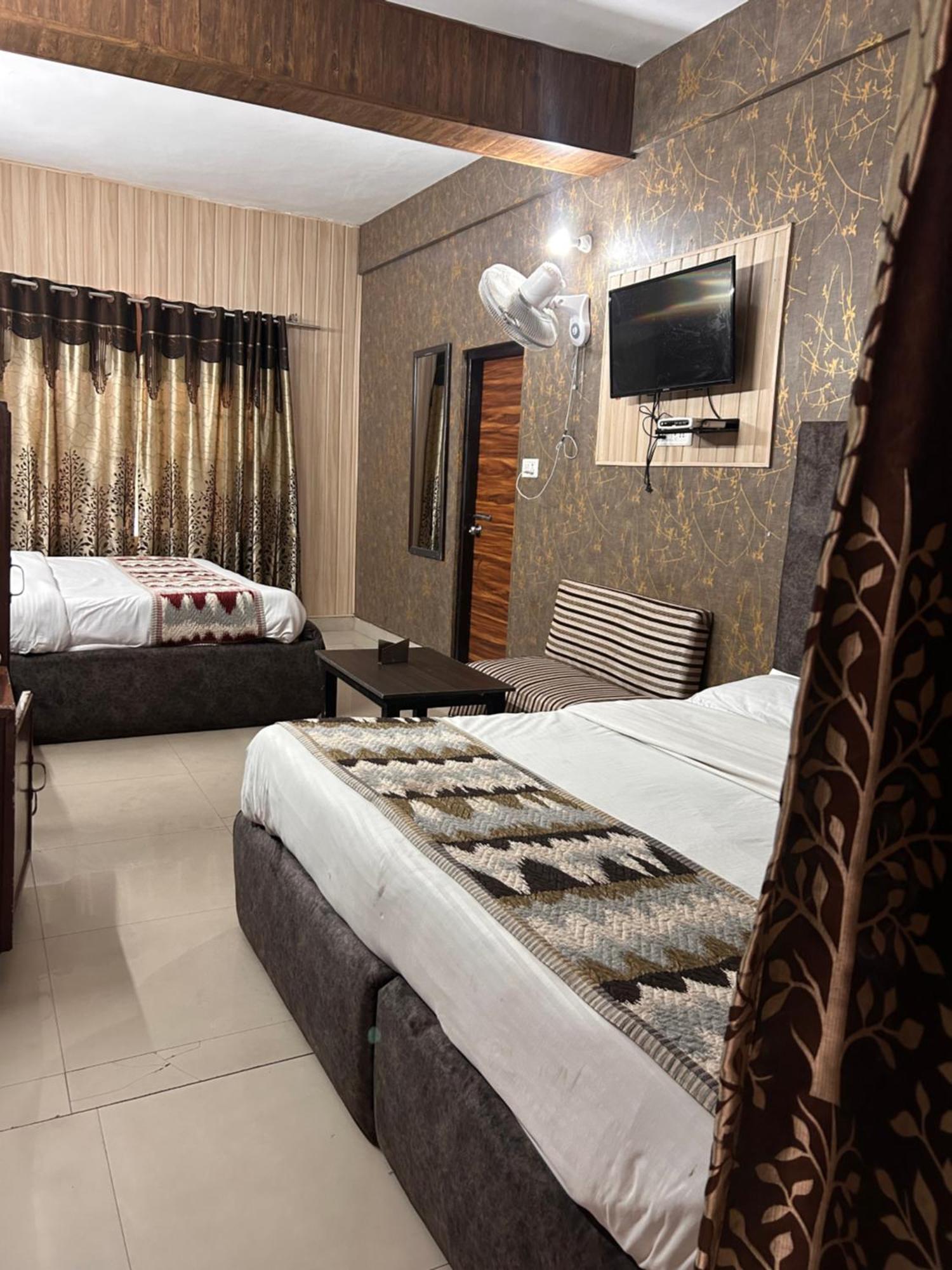 Hotel The Mussoorie International 外观 照片